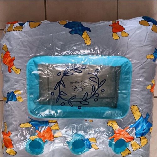 Collectible Phoebus & Athena 2004 beach mattress like new