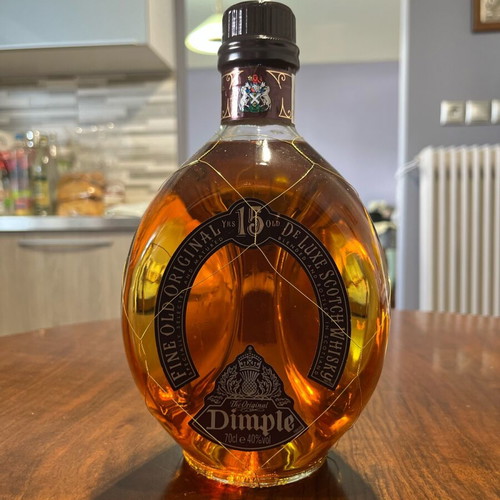 Dimple Deluxe Whisky 15 years new