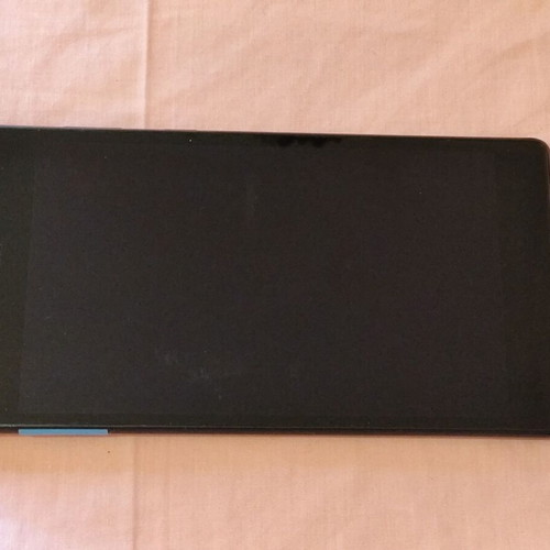 Lenovo tablet 2016 used with corner damage