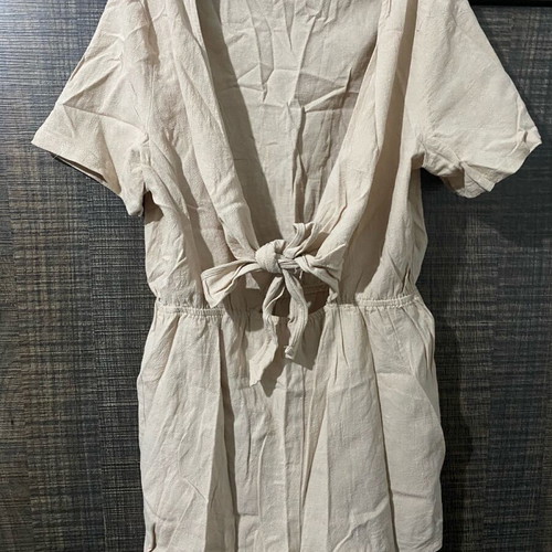 Shein beige romper like new, size M