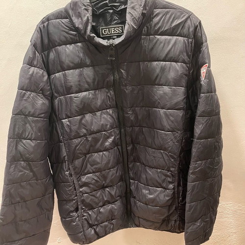 Guess men's jacket large like new, black