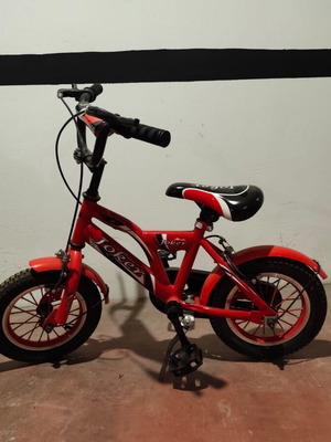 Joker 12-inch BMX bike like new, red with training wheels