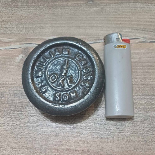 Weight used, vintage cast iron half oka by William Cross & Son