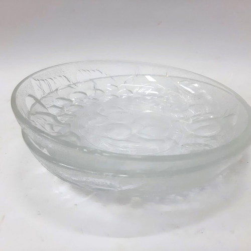 Vintage French pressed glass dessert plates set of 2 like new, 15 cm
