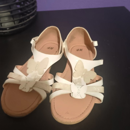H&M girls' sandals size 33 used with glitter butterflies