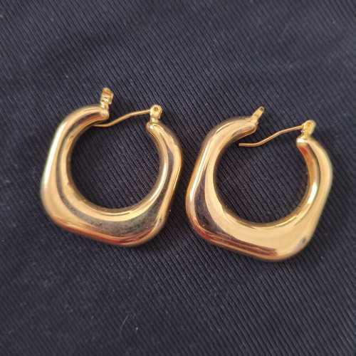 Earrings new, gold color, surgical steel, unique design