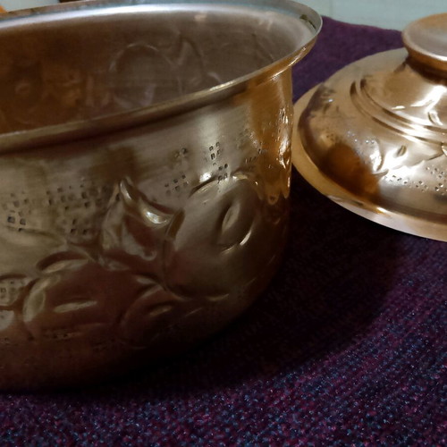 Copper decorative vessel with lid like new, embossed design