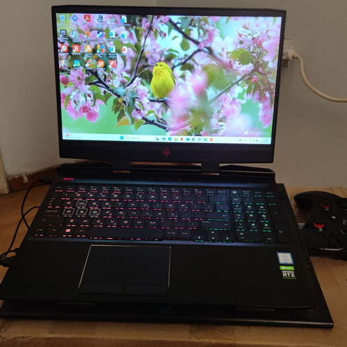 HP Omen 15 used laptop, Intel Core i5, 16GB RAM, 500GB SSD, RTX 2060, RGB keyboard