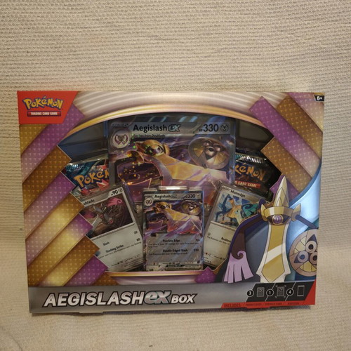 Pokemom Aegislash Ex Box English sealed, like new