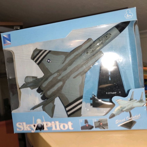 USAF F-15 Sky Pilot New Ray aircraft scale 1:72 new