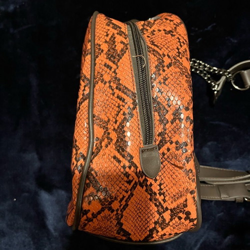 Doca backpack bag like new, orange