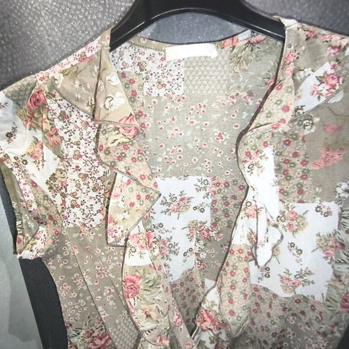 Promod semi-transparent blouse with flowers like new, beige multicolor