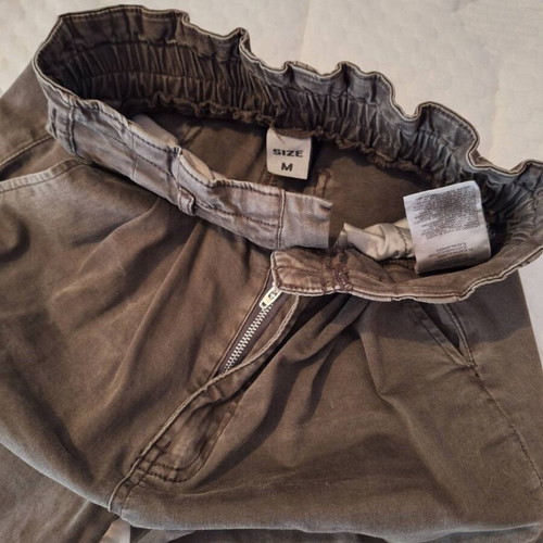 Celestino fabric women's pants like new