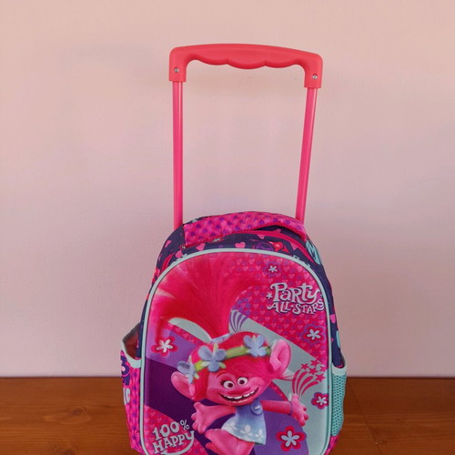 Kindergarten bag new with wheels