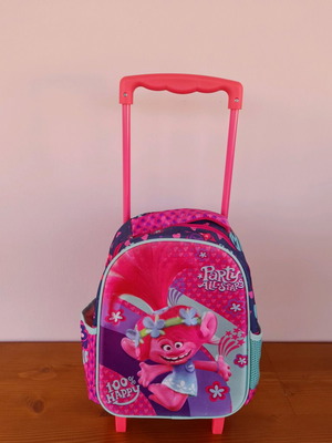 Kindergarten bag new with wheels