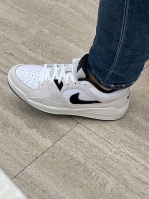 Jordan Sneakers Stadium 90 SE σαν καινούργια, άσπρα, μέγεθος 45