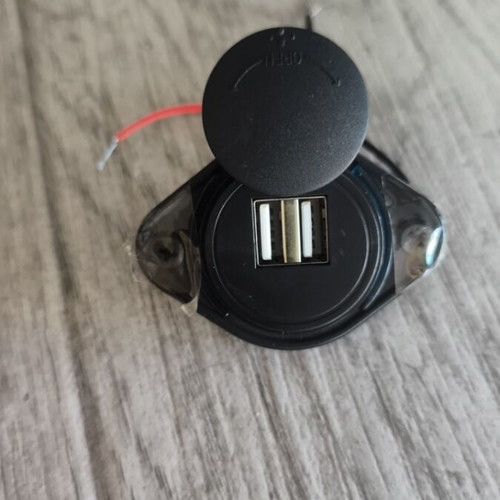 Car or engine internal transformer 12V to 5V new