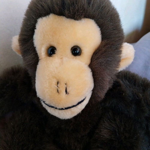 Plush monkey like new, 34 cm tall