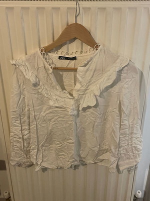 Zara blouse used, size Small, white