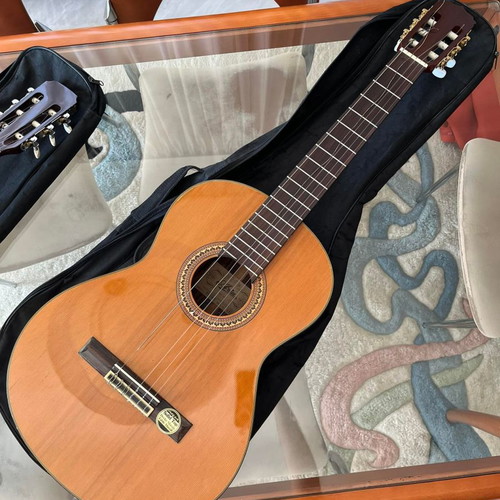 Classical guitar Aria AK 45 used with free case