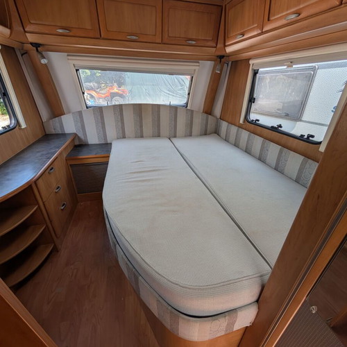 Hymer Nova 555 Caravan in good condition with documents