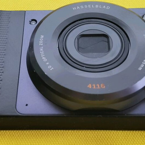 Hasselblad True Zoom Moto Mod for Motorola Moto Z used