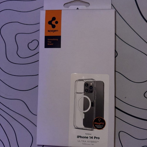 Spigen Clear Case MagSafe for iPhone 14 Pro