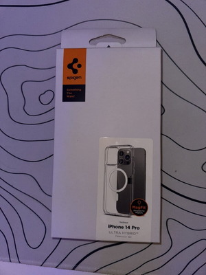 Spigen Clear Case MagSafe for iPhone 14 Pro