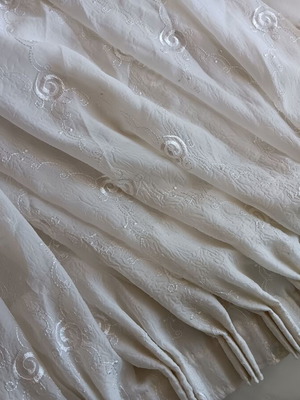 Curtain in beige color, sewn, 6.42m length, 2.55m height