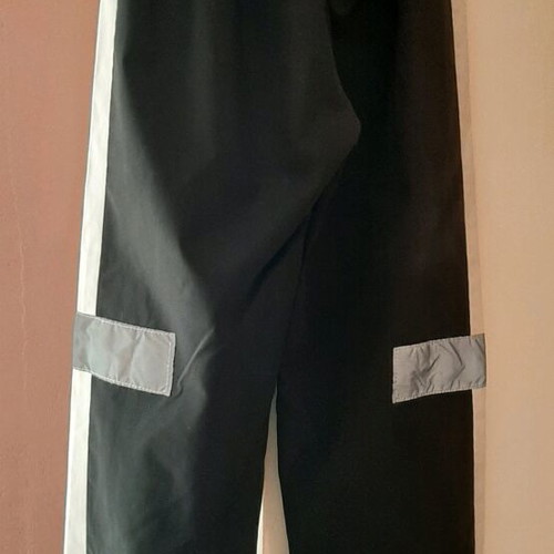 Women's pants like new, black and white, lightweight and comfortable