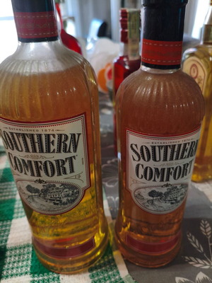 Southern Comfort whiskey bottles 700ml and 1 liter new