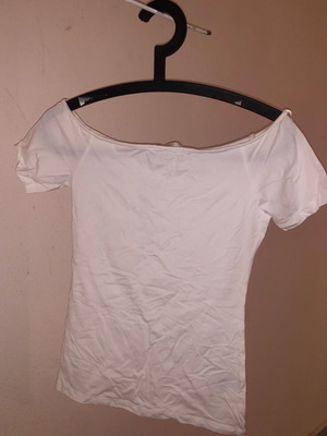H&M T-shirt like new, size S