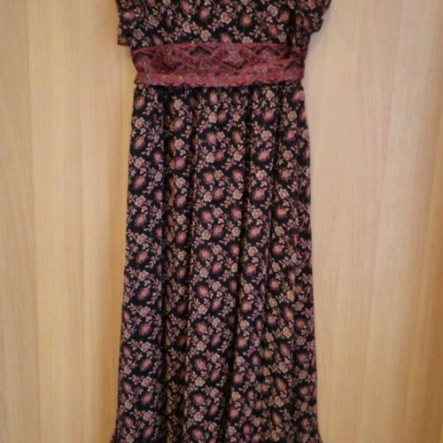 Women's dress size XL like new