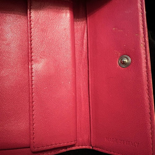 Prada pink leather wallet like new