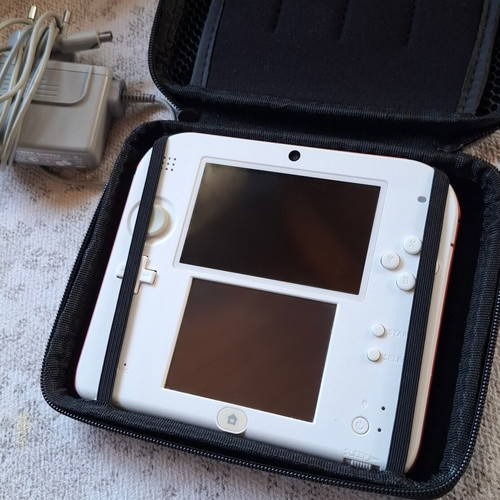 Nintendo 2DS modded like new with memory card, stylus, and case