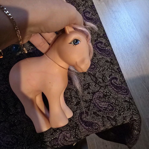 My Little Pony G1 Peachy like new