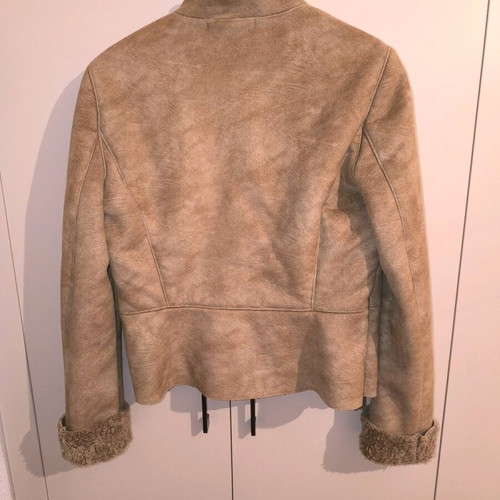 Brown short jacket used with inner fur, size XL