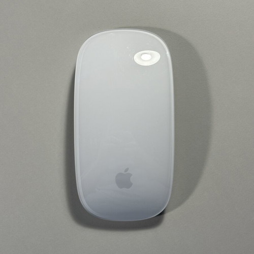 Apple Magic Mouse USB-C Model A3204 like new, white