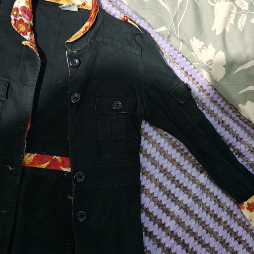 Women's jacket like new, black and multicolor, sizes S and M