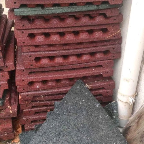 Rubber floor tiles for garden like new 50x50 cm
