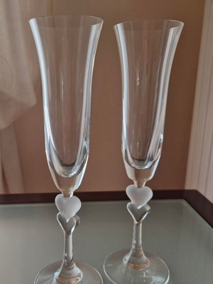 Crystal champagne glasses for wedding, set of 2, like new