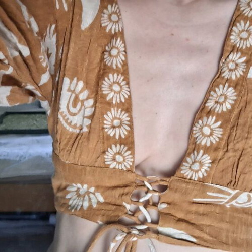Fullah Sugah top new, airy crop top with patterns
