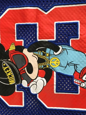 Шал H&M by Moschino Disney Mickey Minnie Jeremy Scott лого мрежа син като ново
