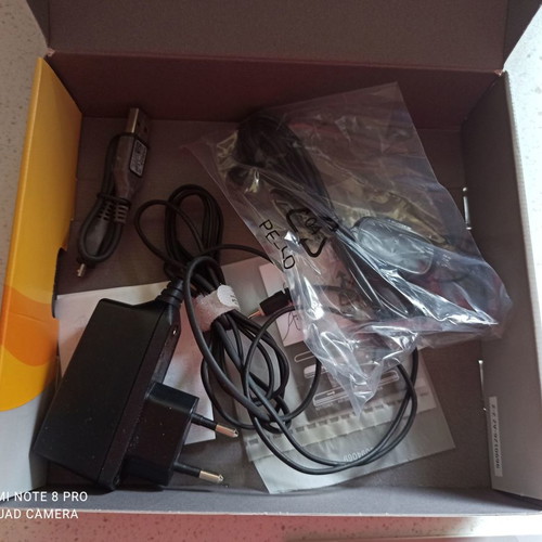 Old mobile phones used for collectors or spare parts