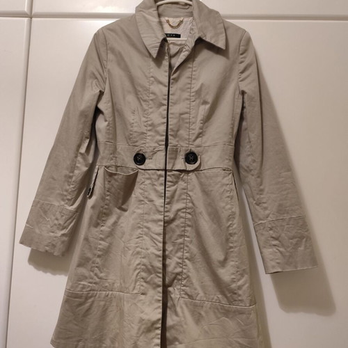Goya trench coat xsmall like new