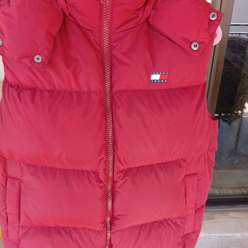 Tommy Jeans Alaska puffer men's size L like new, burgundy