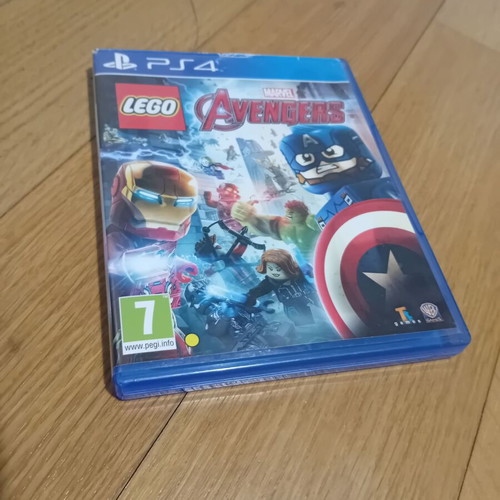 Lego Marvel Avengers PS4 game used, action