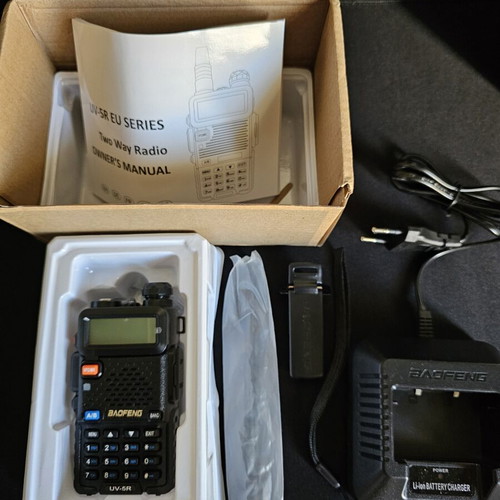 Baofeng UV-5R two way radio new