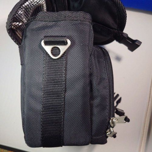 Small camera carrying bag used for compact mirrorless cameras