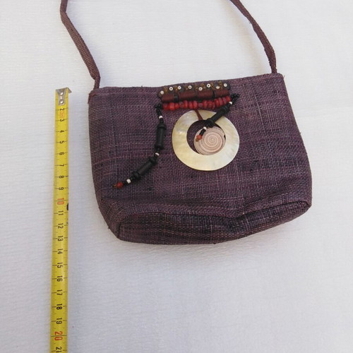 Straw Shoulder Bag new with beads and shells